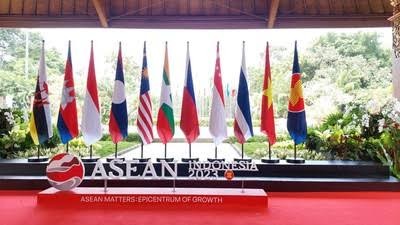 KTT ASEAN ke-43 Resmi Dibuka, Presiden Jokowi Tegaskan Seluruh Negara Kawasan Tetap Solid