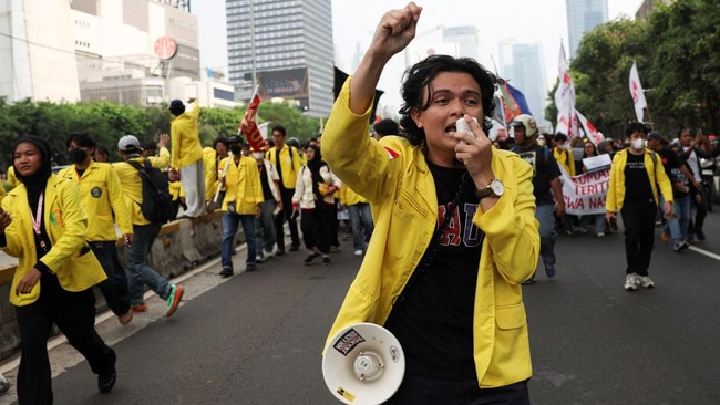 Menjaga Unjuk Rasa agar Tidak Ditunggangi Provokator Menjaga Unjuk Rasa agar Tidak Ditunggangi Provokator